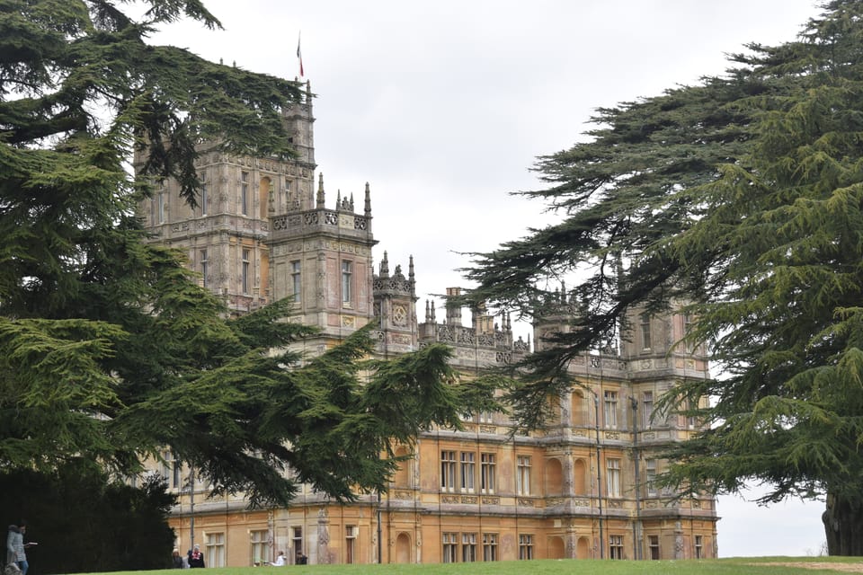 From London: Downton Abbey and Village Coach Tour
