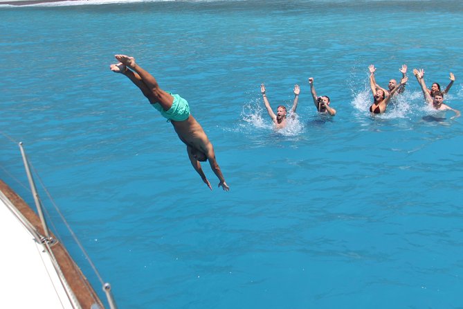 Sailing Trip to The Top Coasts of Crete with Sailing South Crete