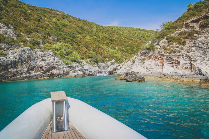 Blue Cave, Hvar & 5 Islands Speedboat Trip From Split