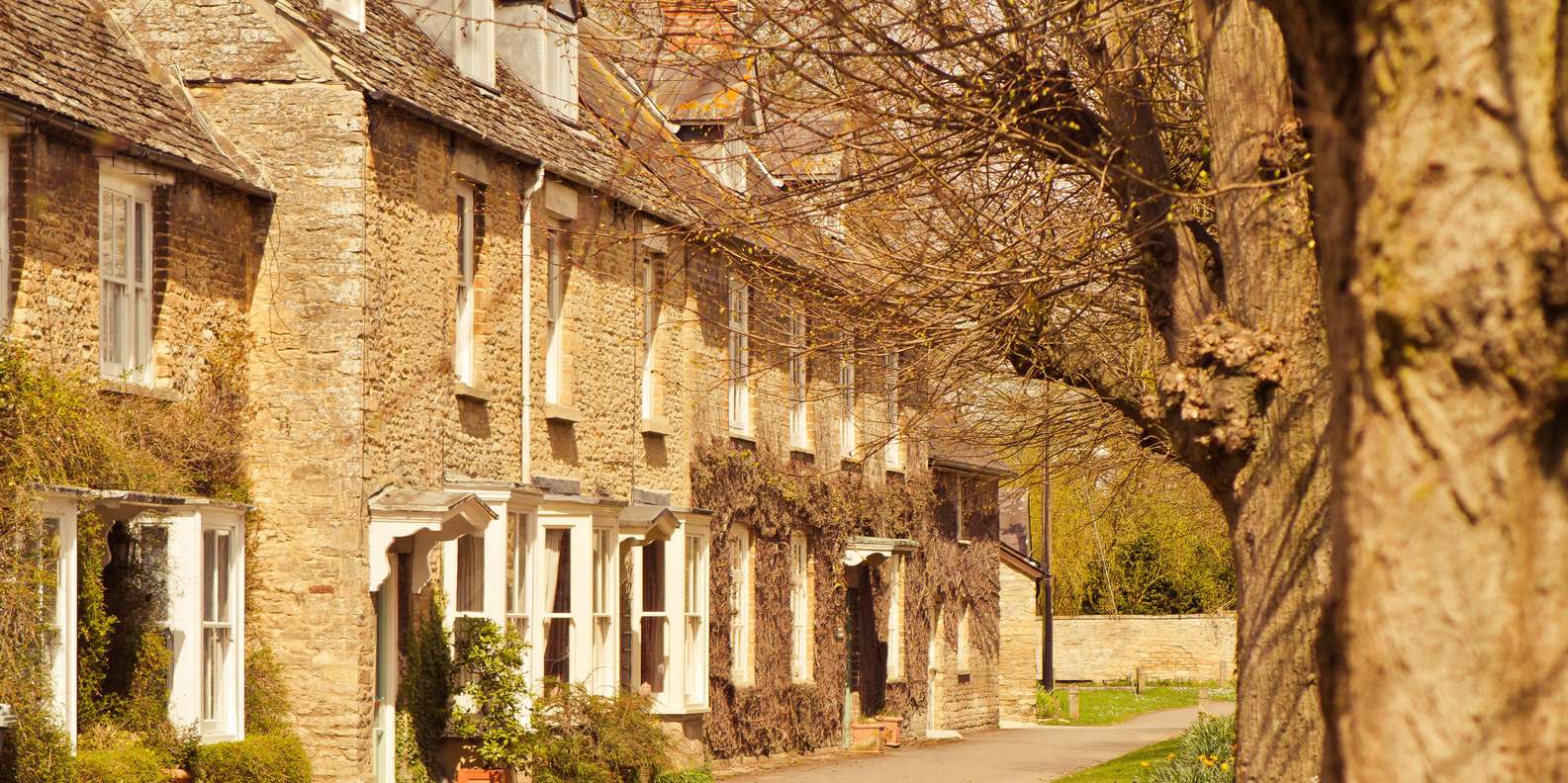 London: Downton Abbey, Cotswolds, and Highclere Castle Tour