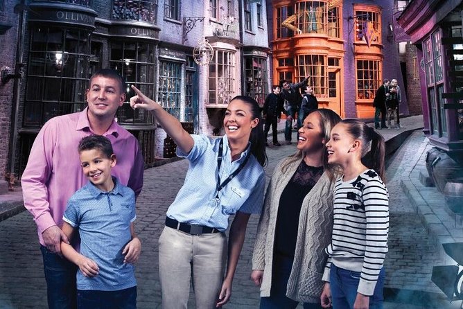 Harry Potter Tour of Warner Bros. Studio with Transport from London
