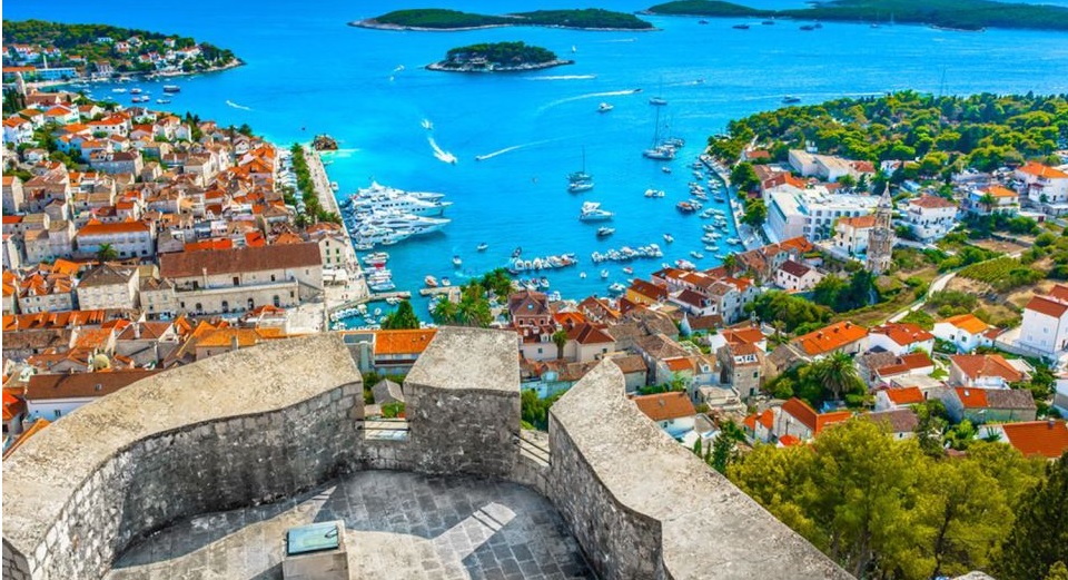 best tours of the blue caves